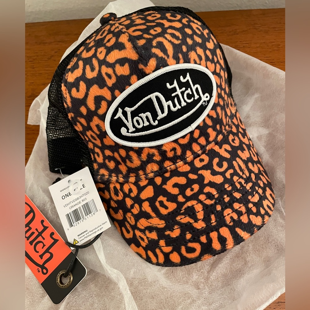 Von Dutch cheetah cap